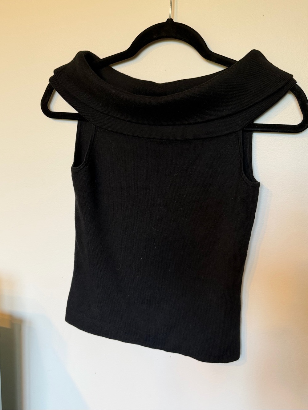 J. McLaughlin Off The Shoulder Sweater Top